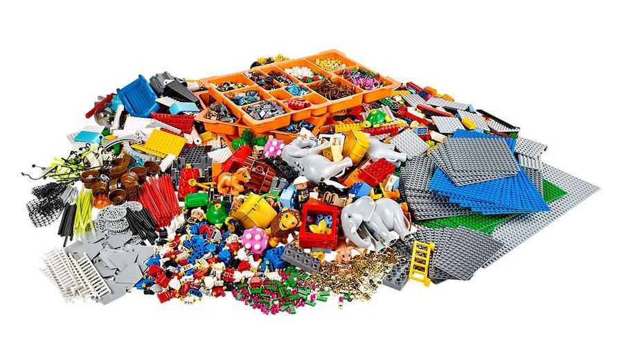 Lego-serious-play-Identitaet-und-landschaft-set